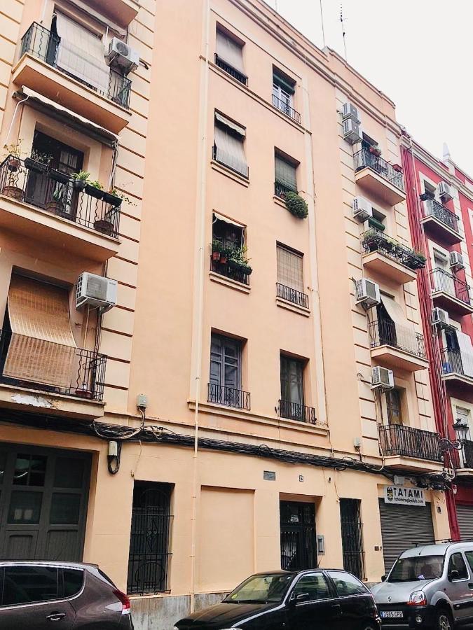 Rio Turia Skatehouse Apartment Валенсия Екстериор снимка